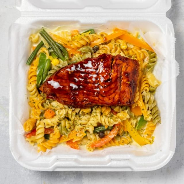Sweet Chilli Salmon Pasta.