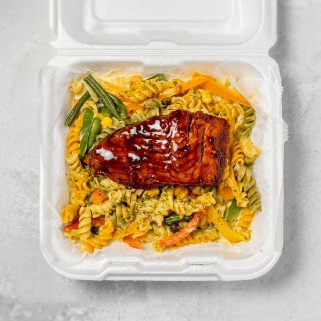 Sweet Chilli Salmon Pasta.