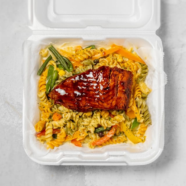 Sweet Chilli Salmon Pasta.